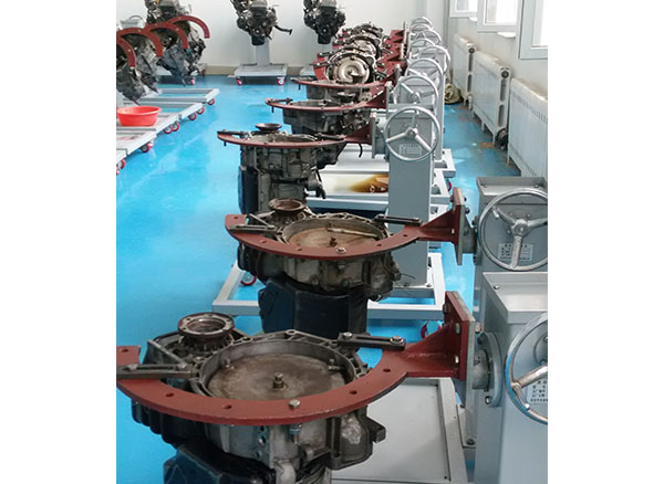 FZC-3F型发动机翻转架